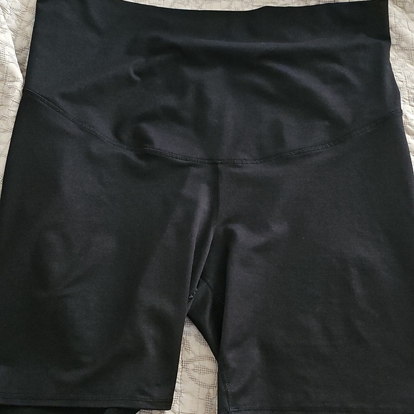 Maurices Pants - Maurices XL Maternity Black Bike Shorts